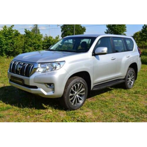 Toyota Land Cruiser 2.8 D-4D Challenger Blind van op voorraa