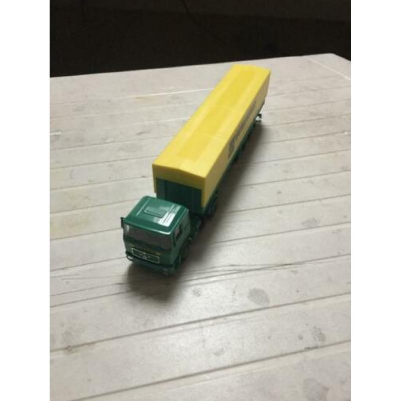 vrachtwagen MAN schenker herpa