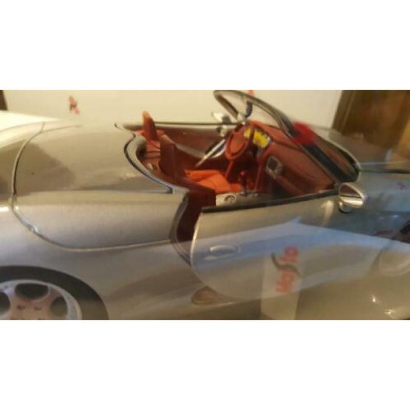 Porsche Boxter zilver Maisto Special Edition 1:18