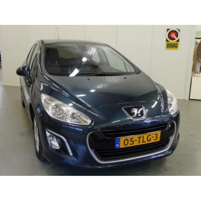Peugeot 308 1.6 VTi 120PK 5D Blue Lease Executive