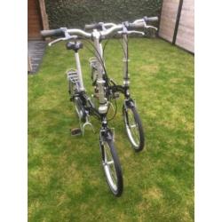 2 Gazelle vouwfietsen. Aluminium zilver/zwart. Nieuwstaat!!