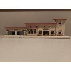 Blikken Station Kibri Spoor H0 / 0 49cm