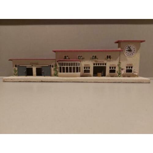 Blikken Station Kibri Spoor H0 / 0 49cm