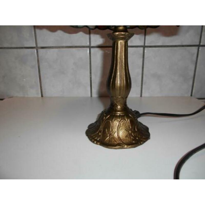 Tiffany glas vlinder lamp 33 hoog kap 20 breed