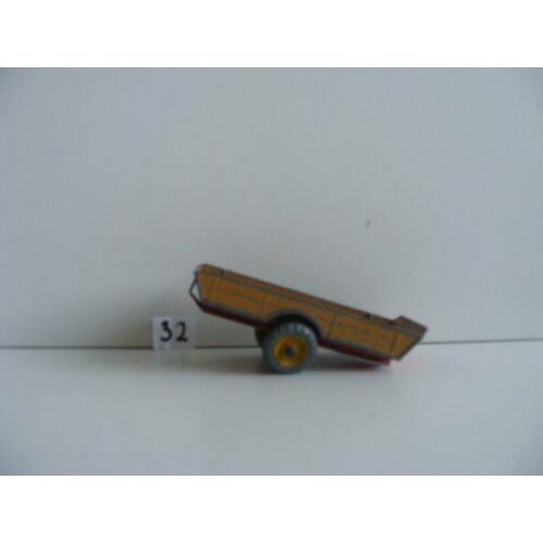 Halesowen farm trailer, dinky toys, incompleet (32)