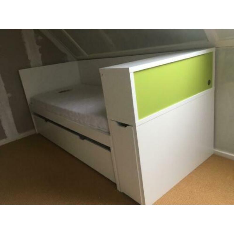 Ikea Flaxa met 2 matrassen