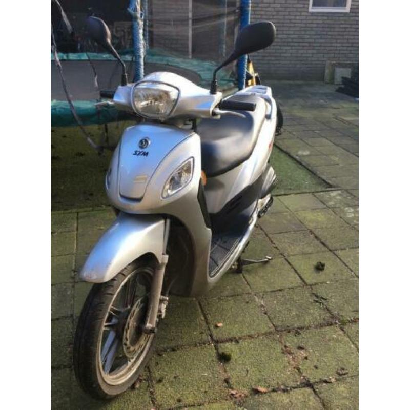 Sym symphony scooter