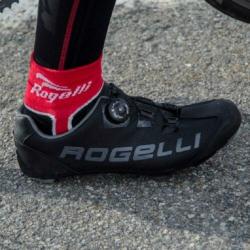 Fietssokken rood zwart blauw en Rogelli RCS-03,