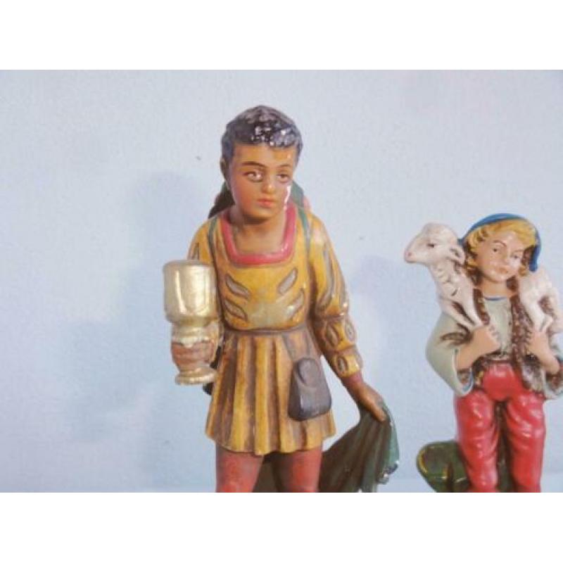 Beeldjes, drie prachtige kerststal beeldjes antiek E