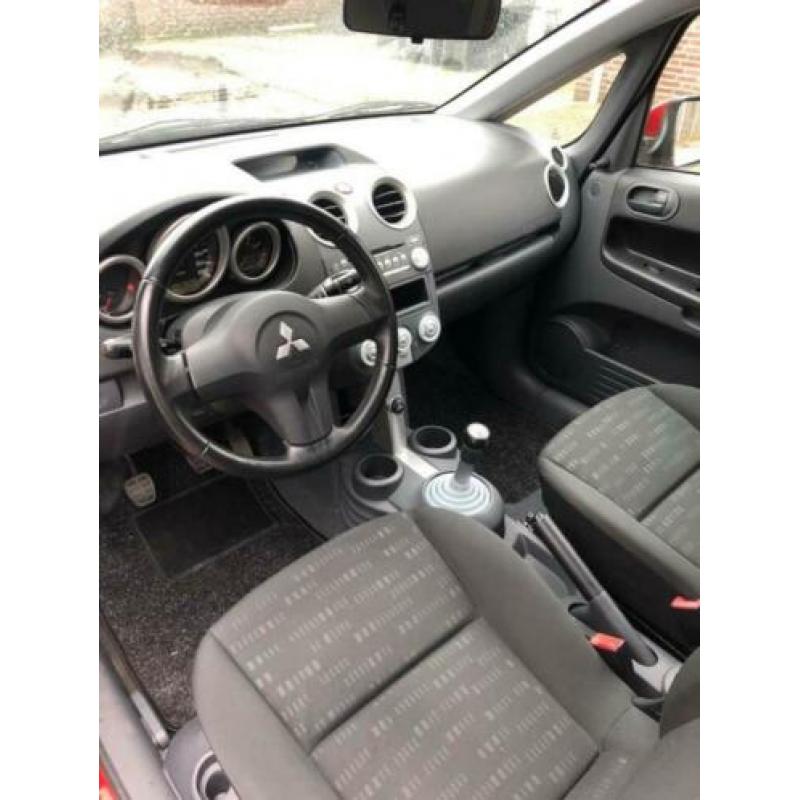 Mitsubishi Colt 1.3 Mivec CZ3 2007 Rood