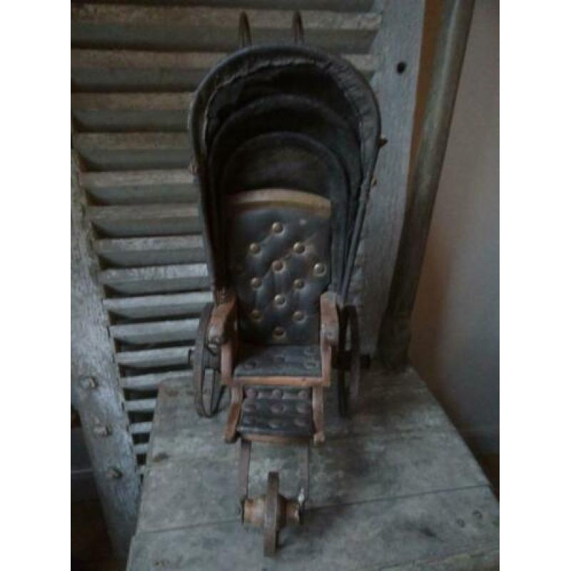 Decoratieve oude fiets duwfiets driewieler *Etage3*