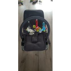 Wipstoeltje Prenatal, inclusief speelboog