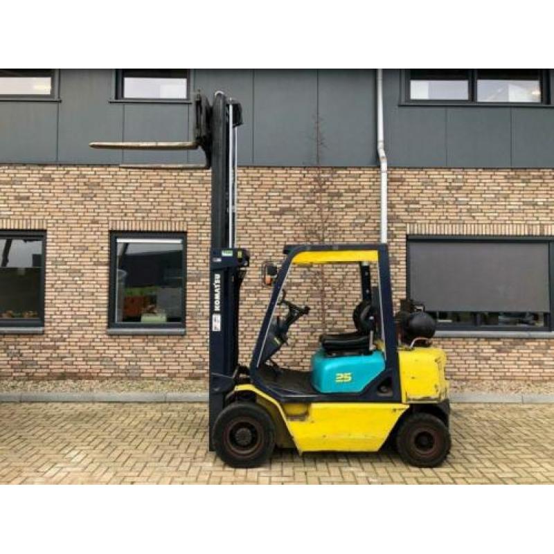 Komatsu FG25T 2.5 ton Sideshift LPG Heftruck (bj 1996)