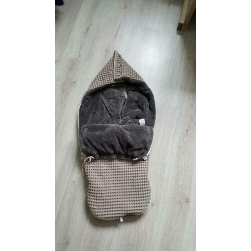Koeka voetenzak voor een buggy
