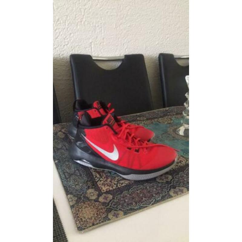 Mooie Nike schoen maat 41