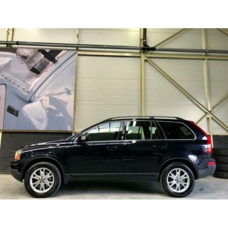 Volvo XC90 3.2 Momentum | 7 Persoons | Leer | Navigatie |