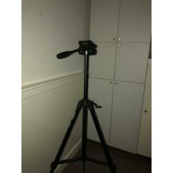 Camera Tripod - Velbon - Zo goed als nieuw