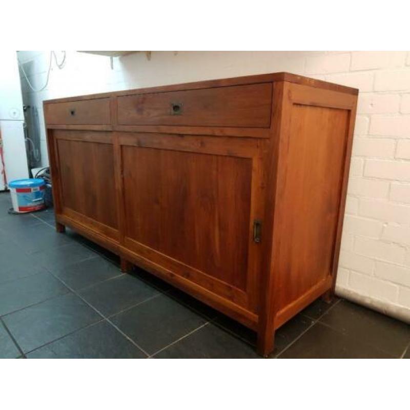 mooie robuuste ruime teak dressoir