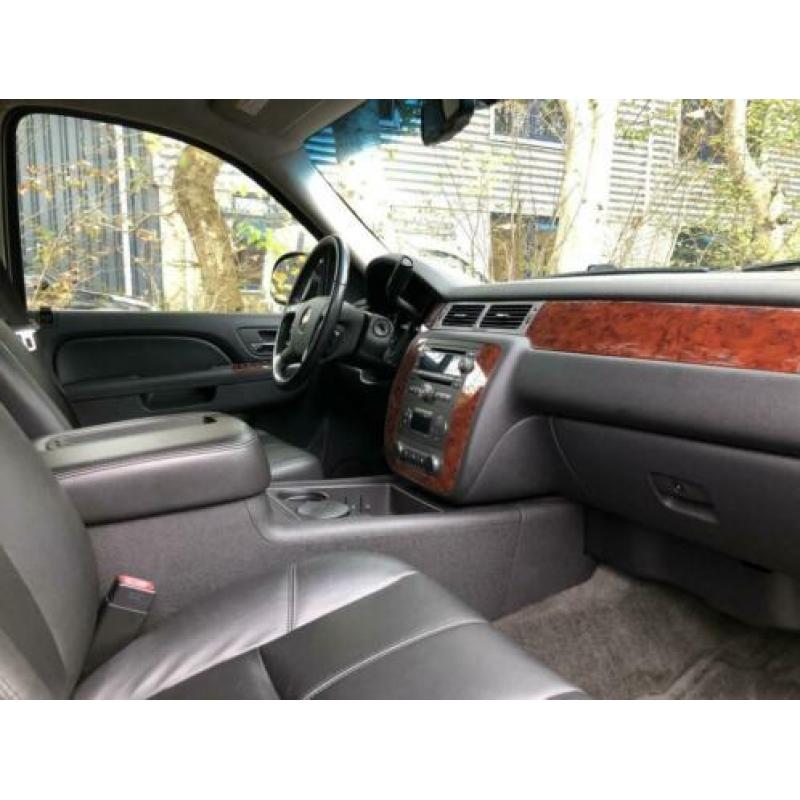 Chevrolet Suburban Tahoe LT+ 4X4 5.3 V8 93500 KM NAP