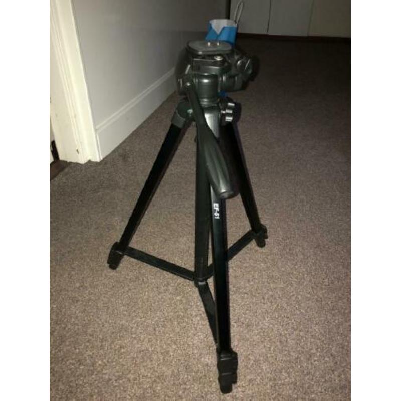 Camera Tripod - Velbon - Zo goed als nieuw