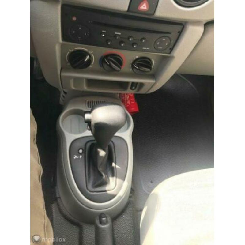 Renault Kangoo - 1.6-16V Privilège Automaat