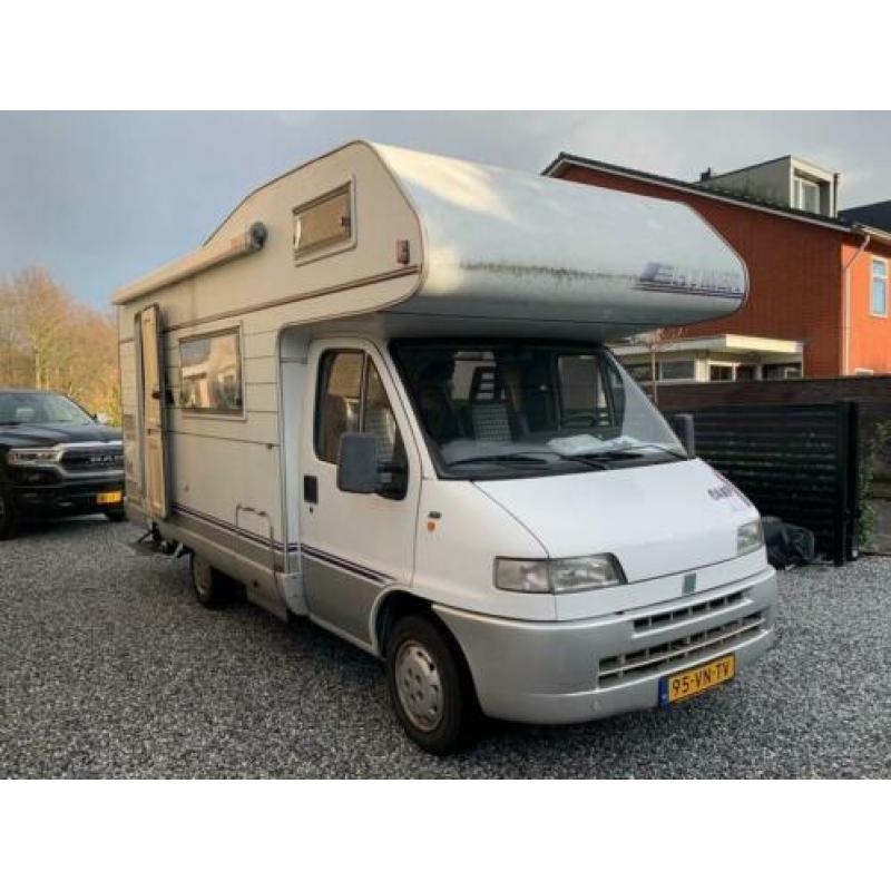 Fiat 230 , 4 SLAAPPLAATSEN, ZEER GOED ONDERHOUDEN!