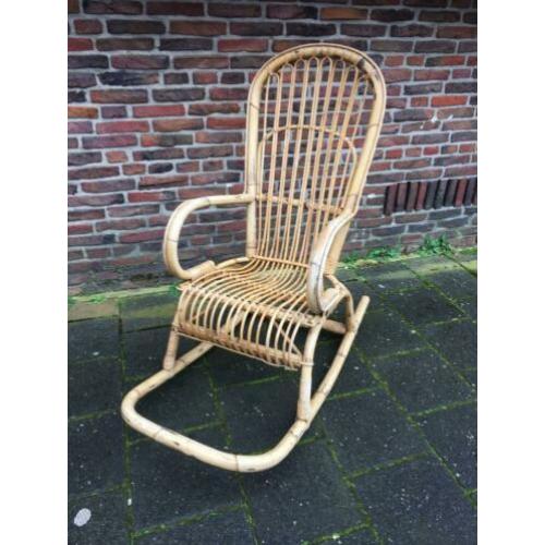 Rotan ROHE schommelstoel goede staat vintage ‘60 design