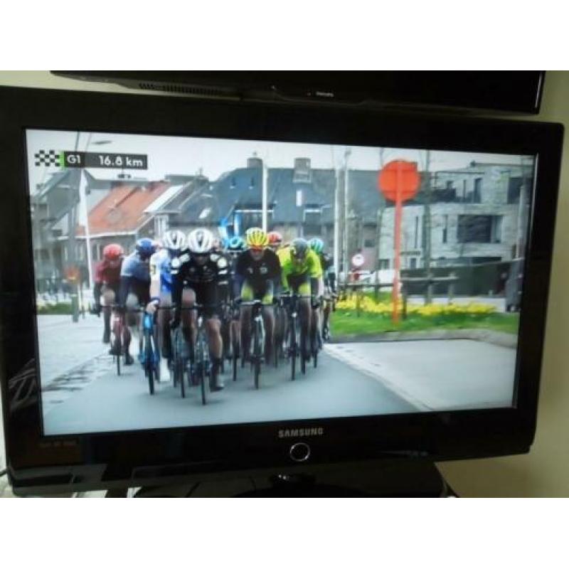 Samsung 32 inch TV