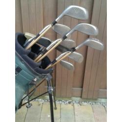 Complete golfset Cosmic graphite regular flex incl extra's