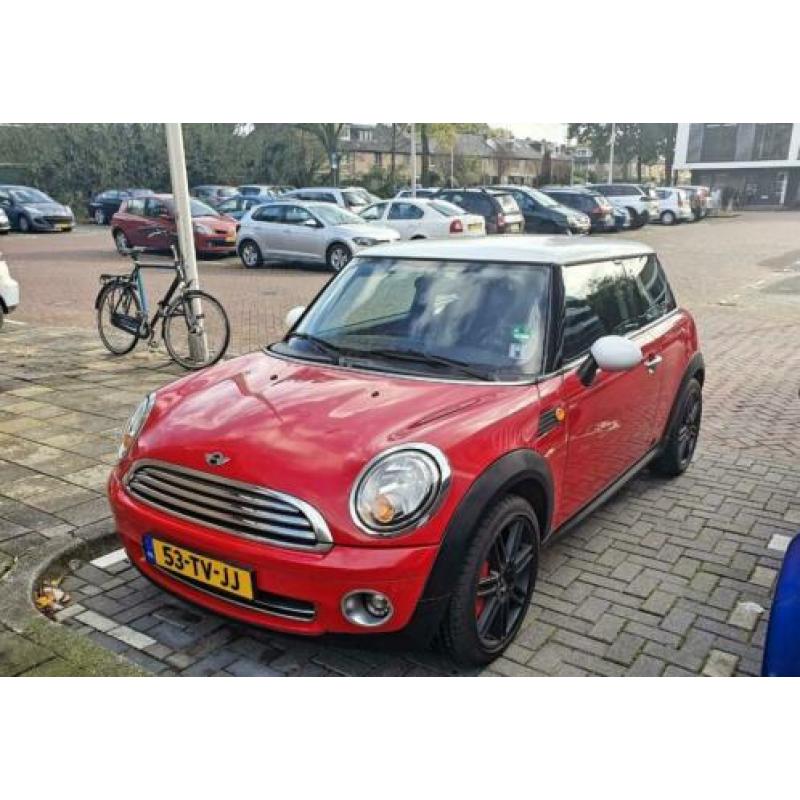 2007 1.6 Mini Cooper Rood| Facelift model R56
