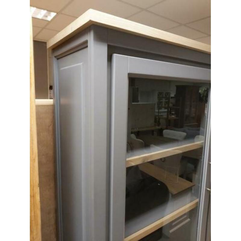 Showroom Richmond buffetkast vitrinekast Ritz