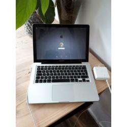 MacBook pro. 13 inch.