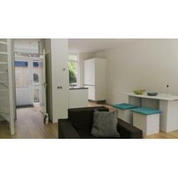 Verkoop je lege huis sneller met deze kartonnen meubelen!
