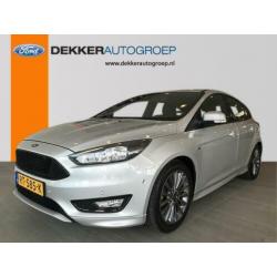 FORD Focus 1.0 EcoBoost 125pk 5-deurs ST Line Park Assist