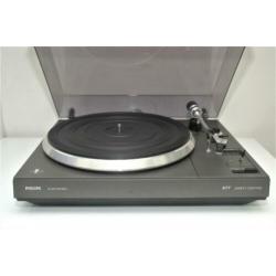 PHILIPS 22AF677 platenspeler.