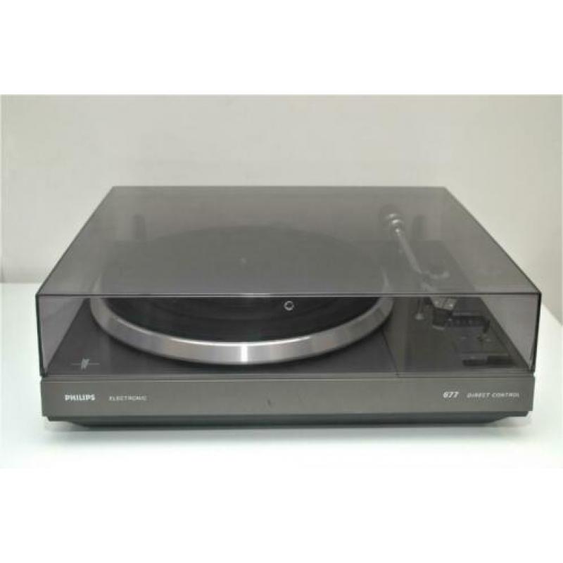 PHILIPS 22AF677 platenspeler.