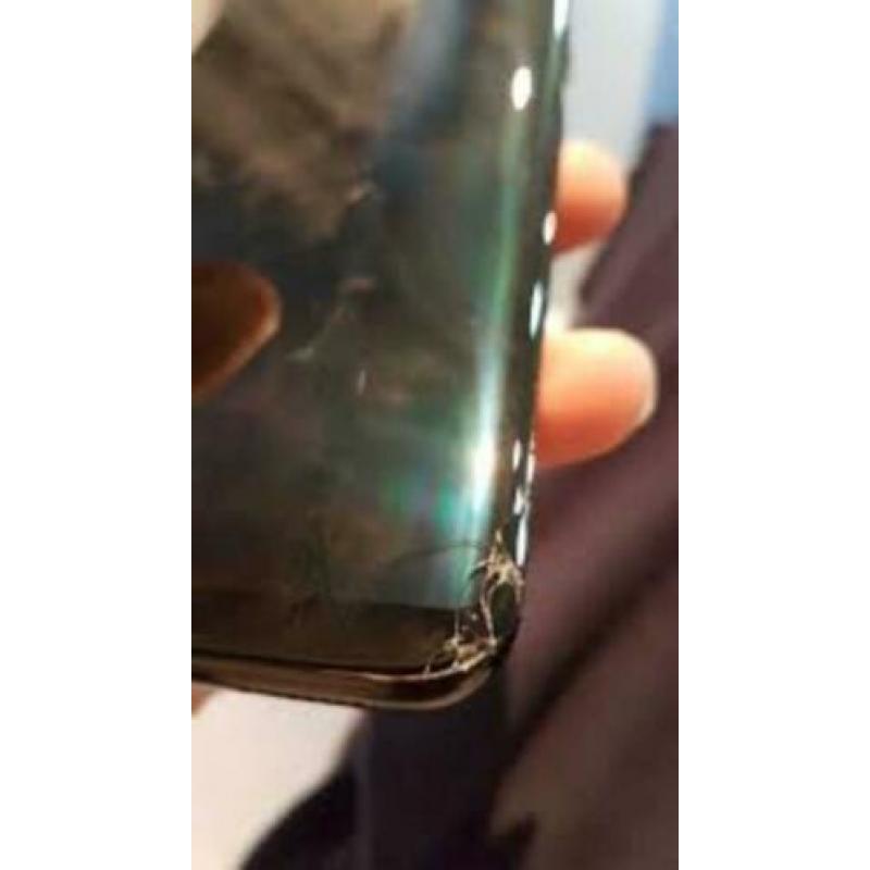 Samsung galaxy S10 glas stuk wij hebben nieuwe unit