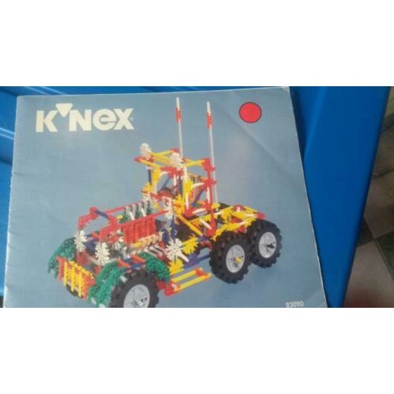 K'nex div sets plus plastiek opberg kastje drie lades