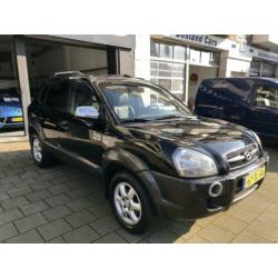Hyundai Tucson 2.0 CRDi 4WD Style (bj 2006, automaat)