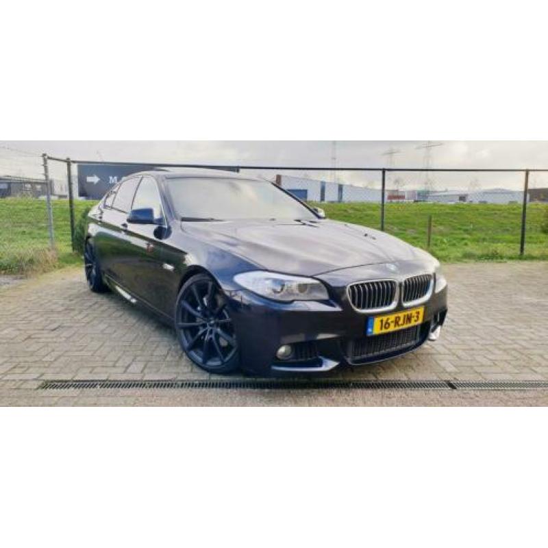 BMW 535I 306pk AUT 2011 Carbonzwart M-Sport HighExe Schuifd