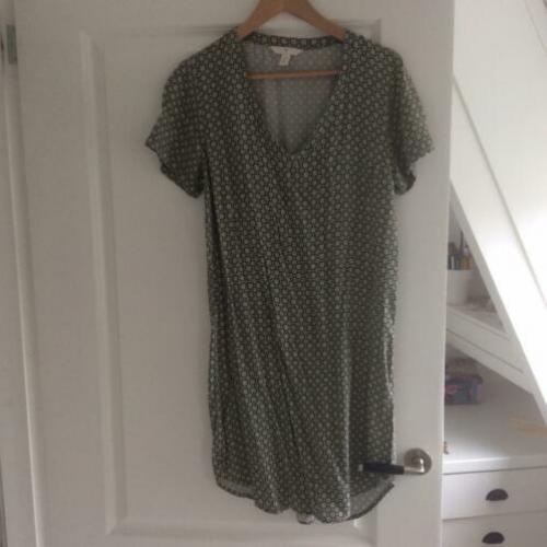 Groen jurkje van h&m maat 36 (viscose)