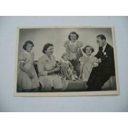 Ansichtkaart koningklijkhuis Anjerfonds 1940-1950