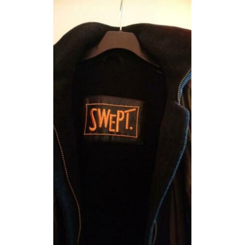 Swept, prachtige jas in nieuw staat maat L, lang model zwart