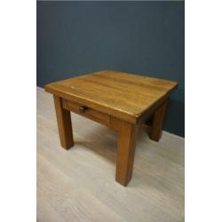Houten salontafel met laden bijzet tafel