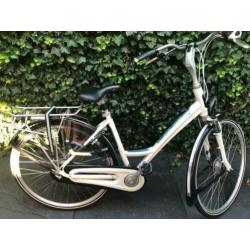Damesfiets Batavus Monaco wit mt 48