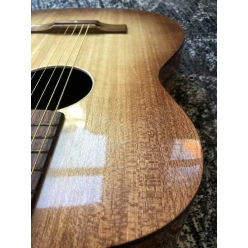 Eko vintage parlor gitaar