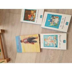 Te koop diverse kinderboeken.