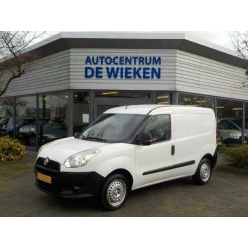 Fiat DOBLO 1.4 BENZINE ELEKTRISCH PAKKET TREKHAAK NIEUWE APK
