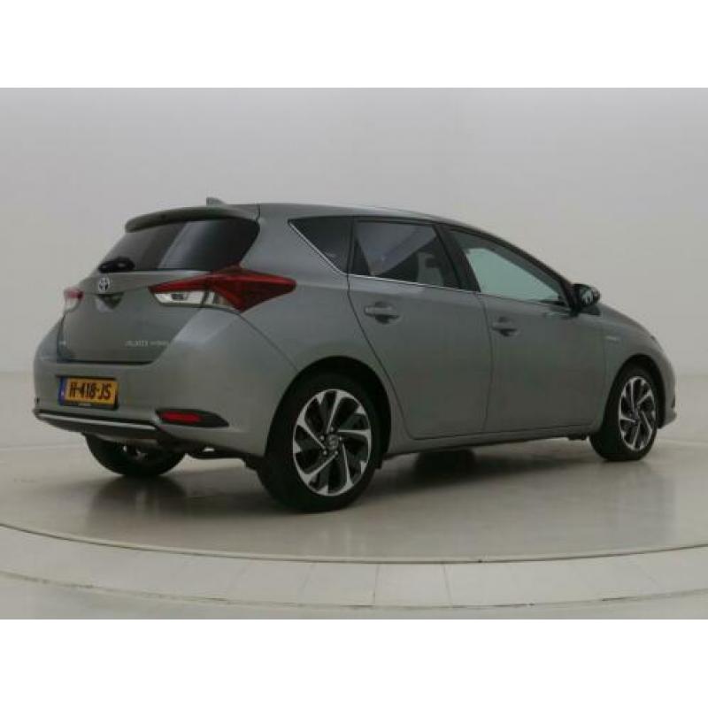 Toyota Auris 1.8 Hybrid Dynamic Climate control | Navi | LMV