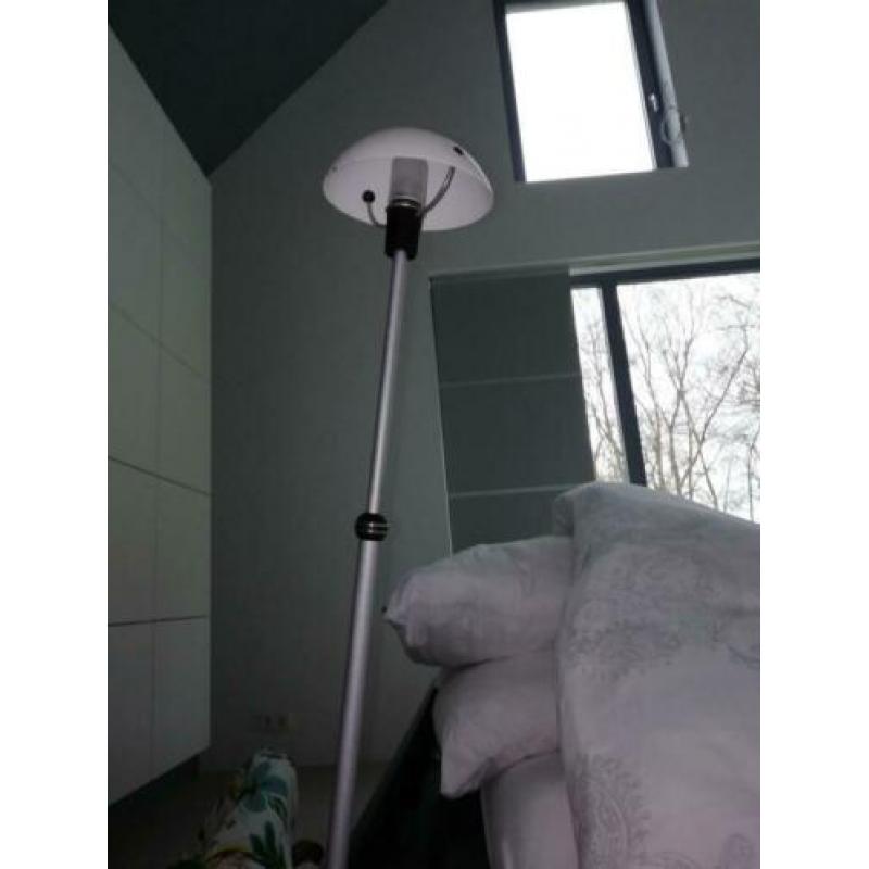 1 x Auping Auronde bedlamp zilver wit